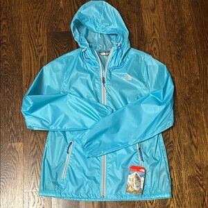 The North Face Women’s Blue Lightweight Hooded Windbreaker – NWT